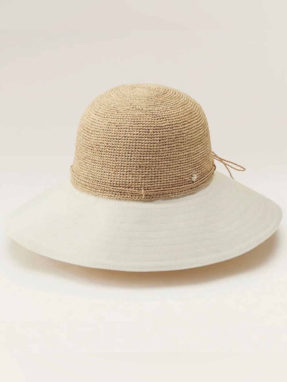 Helen Kraminsky Kalola Hat Tan White NWOT